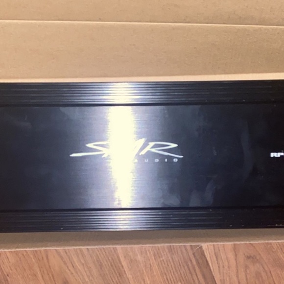 Skar audio amplifier 1000 watts 4 gauge - Picture 1 of 3